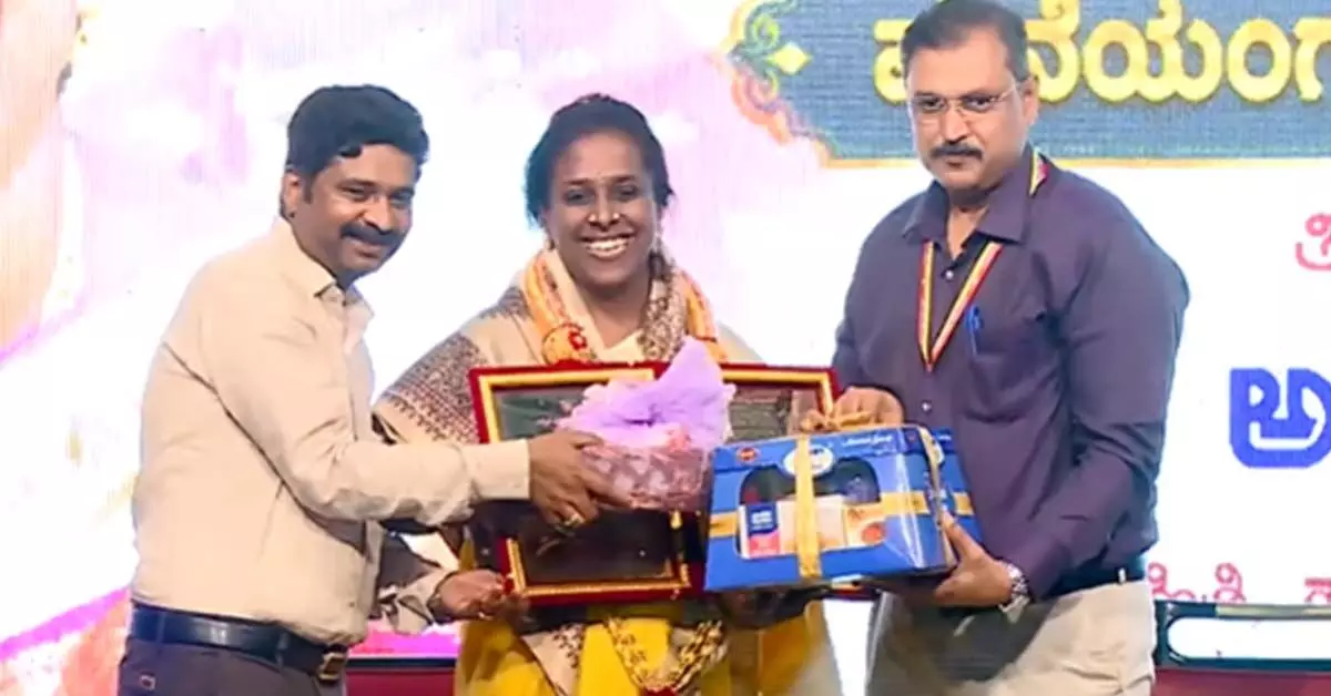 ಲಿಂಗತ್ವ ಅಲ್ಪಸಂಖ್ಯಾತರ ಕಲ್ಯಾಣ ಮಂಡಳಿ ಸ್ಥಾಪನೆಯಾಗಲಿ: ಡಾ.ಅಕ್ಕೈ ಪದ್ಮಶಾಲಿ ಲಿಂಗತ್ವ ಅಲ್ಪಸಂಖ್ಯಾತರ ಕಲ್ಯಾಣ ಮಂಡಳಿ ಸ್ಥಾಪನೆಯಾಗಲಿ: ಡಾ.ಅಕ್ಕೈ ಪದ್ಮಶಾಲಿ