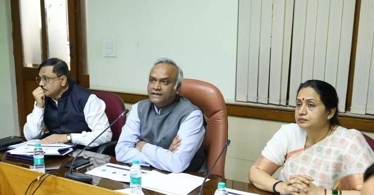 ‘ಮಾದಕ ದ್ರವ್ಯ ಮುಕ್ತ ಕರ್ನಾಟಕ’ ನಿರ್ಮಿಸಲು ಸರಕಾರ ಬದ್ಧ: ಗೃಹ ಸಚಿವ ಪ್ರಿಯಾಂಕ್ ಖರ್ಗೆ ‘ಮಾದಕ ದ್ರವ್ಯ ಮುಕ್ತ ಕರ್ನಾಟಕ’ ನಿರ್ಮಿಸಲು ಸರಕಾರ ಬದ್ಧ: ಗೃಹ ಸಚಿವ ಪ್ರಿಯಾಂಕ್ ಖರ್ಗೆ