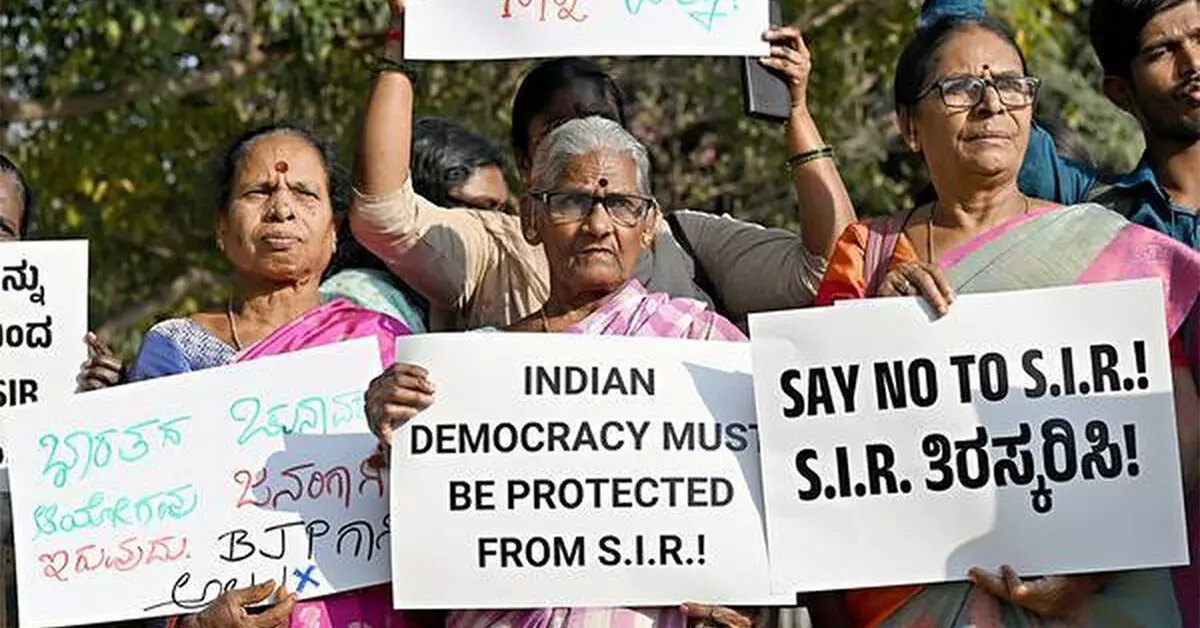 ಕರ್ನಾಟಕದ ಎಸ್ಐಆರ್ ವಿರೋಧಿ ಹೋರಾಟ: ಒಂದು ಭಿನ್ನಾಭಿಪ್ರಾಯ ಮತ್ತು ಕಳಕಳಿಯ ಬಿನ್ನಹ ಕರ್ನಾಟಕದ ಎಸ್ಐಆರ್ ವಿರೋಧಿ ಹೋರಾಟ: ಒಂದು ಭಿನ್ನಾಭಿಪ್ರಾಯ ಮತ್ತು ಕಳಕಳಿಯ ಬಿನ್ನಹ