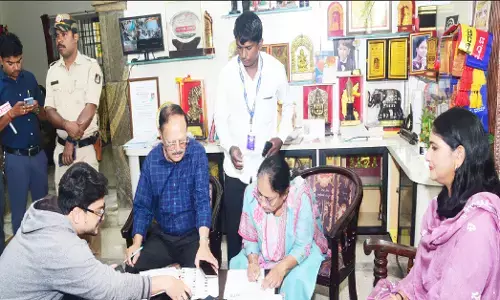 Hassan | ಬಾನು ಮುಸ್ತಾಕ್ ನಿವಾಸದಲ್ಲಿ ಮತದಾರರ ವಿಶೇಷ ಸಮಗ್ರ ಪರಿಷ್ಕರಣೆಗೆ ಚಾಲನೆ