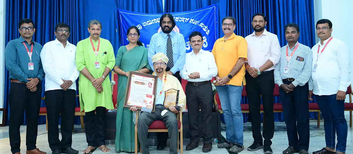 ವಾಧ್ಯಮ ಸತ್ಯ ಎತ್ತಿಹಿಡಿಯುವ ಕಾರ್ಯ ಮಾಡಲಿ: ಡಾ.ಶುಭಾ ವಾಧ್ಯಮ ಸತ್ಯ ಎತ್ತಿಹಿಡಿಯುವ ಕಾರ್ಯ ಮಾಡಲಿ: ಡಾ.ಶುಭಾ