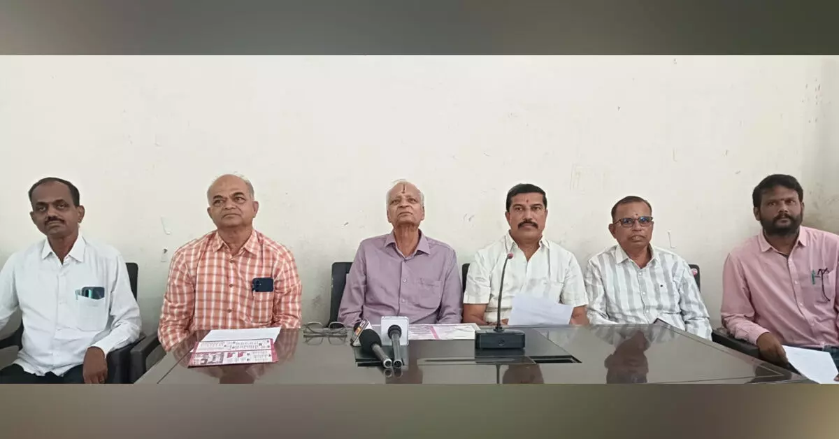 ಜು.4ರಂದು ರಾಯಚೂರಿನಲ್ಲಿ ವಿಪ್ರೋತ್ಸವ-2026 : ರಮೇಶ ಕುಲ್ಕರ್ಣಿ ಜು.4ರಂದು ರಾಯಚೂರಿನಲ್ಲಿ ವಿಪ್ರೋತ್ಸವ-2026 : ರಮೇಶ ಕುಲ್ಕರ್ಣಿ