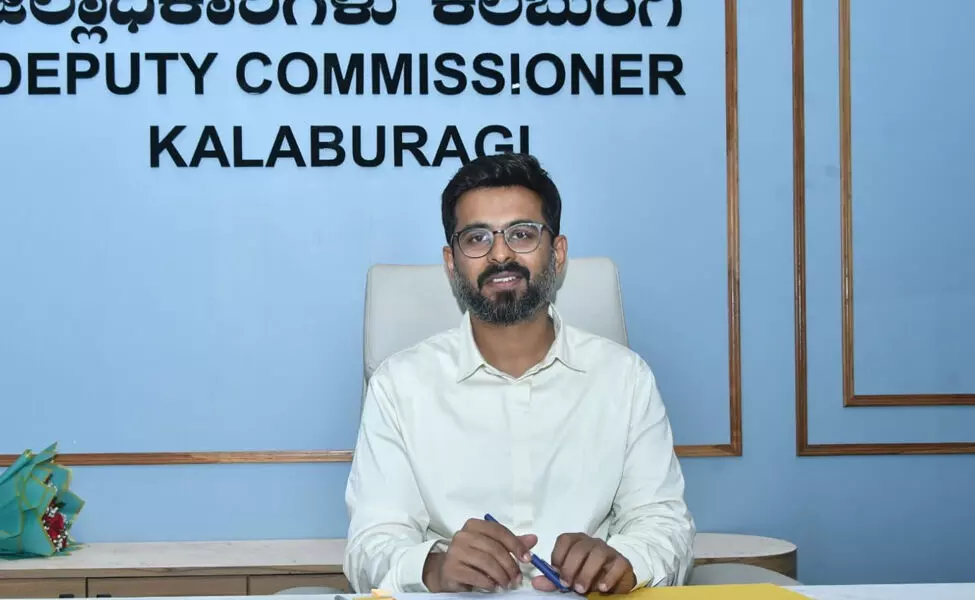 ಕಲಬುರಗಿ ಜಿಲ್ಲೆಯಾದ್ಯಂತ ಶೇ.53.79ರಷ್ಟು ಗಣತಿ ನಮೂನೆ ವಿತರಣೆ: ಇಕ್ರಮ್ ಶರೀಫ್ ಕಲಬುರಗಿ ಜಿಲ್ಲೆಯಾದ್ಯಂತ ಶೇ.53.79ರಷ್ಟು ಗಣತಿ ನಮೂನೆ ವಿತರಣೆ: ಇಕ್ರಮ್ ಶರೀಫ್