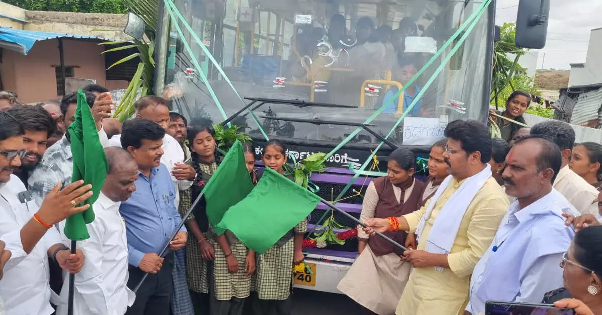 ಶಾಸಕ ಬಸನಗೌಡ ದದ್ದಲ್ ಅವರಿಂದ ಗ್ರಾಮೀಣ ಭಾಗದಲ್ಲಿ ವಿವಿಧ ಅಭಿವೃದ್ಧಿ ಕಾಮಗಾರಿಗಳ ಪರಿಶೀಲನೆ ಶಾಸಕ ಬಸನಗೌಡ ದದ್ದಲ್ ಅವರಿಂದ ಗ್ರಾಮೀಣ ಭಾಗದಲ್ಲಿ ವಿವಿಧ ಅಭಿವೃದ್ಧಿ ಕಾಮಗಾರಿಗಳ ಪರಿಶೀಲನೆ