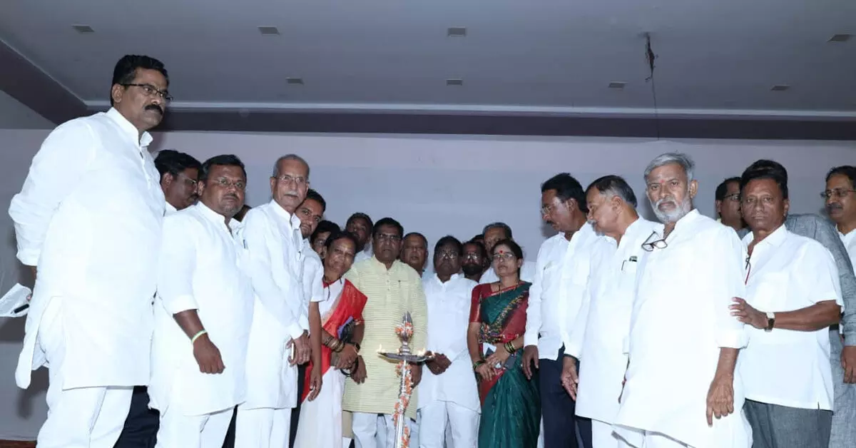 Jewargi | ಮತ ರಕ್ಷಣೆ ಪ್ರಜಾಪ್ರಭುತ್ವದ ಅಡಿಪಾಯ: ಜಗದೇವ ಗುತ್ತೇದಾರ್ Jewargi | ಮತ ರಕ್ಷಣೆ ಪ್ರಜಾಪ್ರಭುತ್ವದ ಅಡಿಪಾಯ: ಜಗದೇವ ಗುತ್ತೇದಾರ್