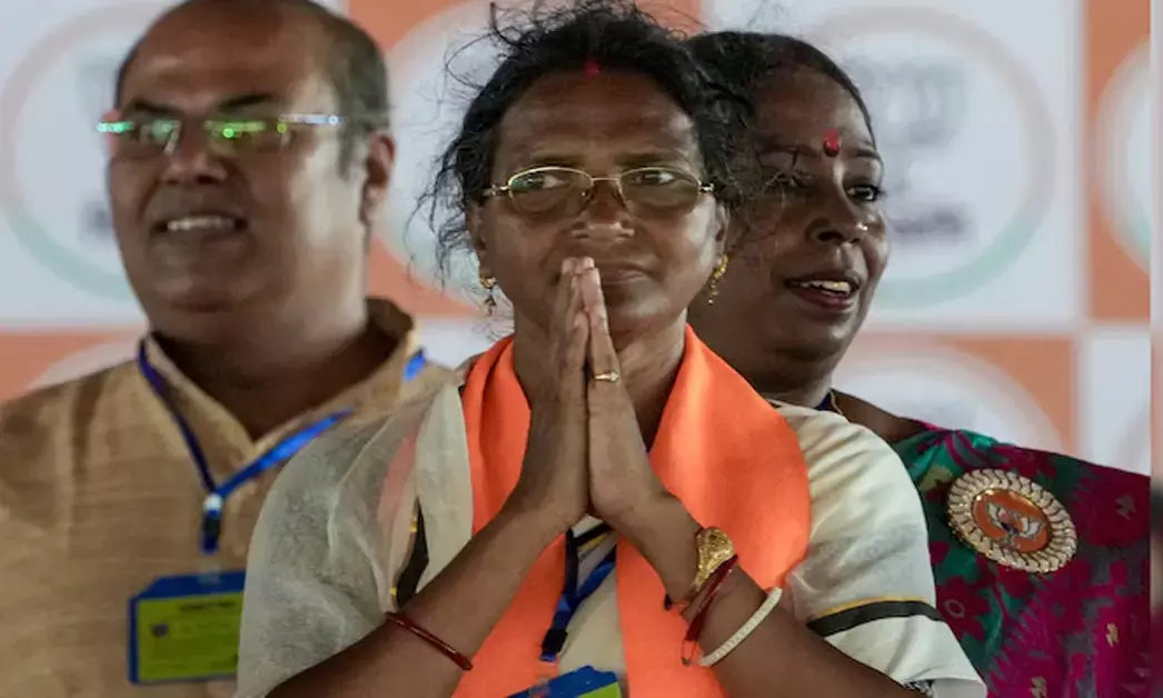 West Bengal | ಬಾಲಕಿಯ ಅತ್ಯಾಚಾರ, ಕೊಲೆಗೆ ಹಿಂದಿನ TMC ಸರಕಾರವೇ ಕಾರಣ: ಆರ್‌ಜಿ ಕರ್ ಸಂತ್ರಸ್ತೆಯ ತಾಯಿ ಆರೋಪ