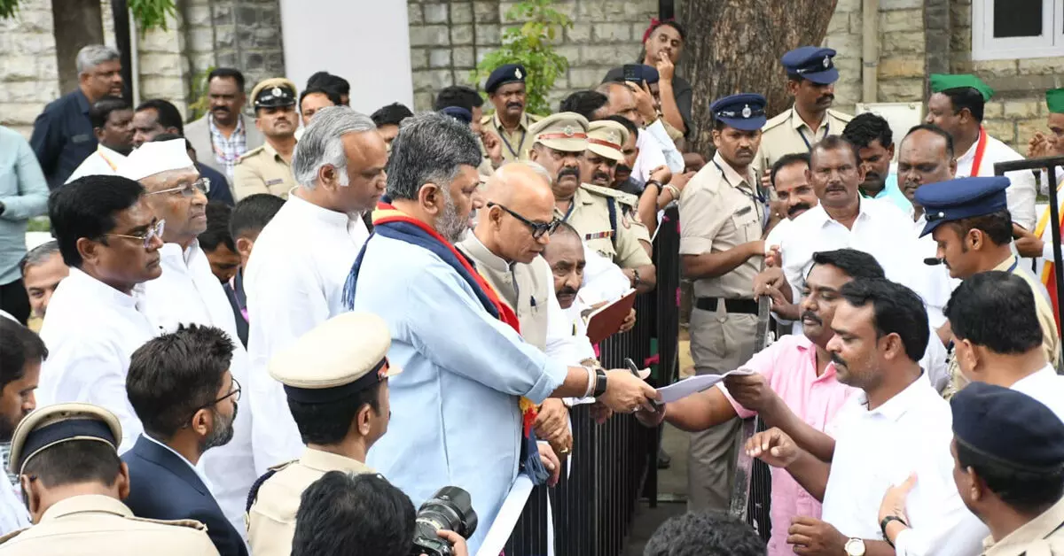 Kalaburagi | ದಲಿತ, ದೃಷ್ಟಿವಿಕಲಚೇತನ ಅಧಿಕಾರಿಗೆ ಅನ್ಯಾಯ: ತಪ್ಪಿತಸ್ಥ ಅಧಿಕಾರಿಗಳ ಅಮಾನತಿಗೆ ಭೀಮ್ ಆರ್ಮಿ ಆಗ್ರಹ Kalaburagi | ದಲಿತ, ದೃಷ್ಟಿವಿಕಲಚೇತನ ಅಧಿಕಾರಿಗೆ ಅನ್ಯಾಯ: ತಪ್ಪಿತಸ್ಥ ಅಧಿಕಾರಿಗಳ ಅಮಾನತಿಗೆ ಭೀಮ್ ಆರ್ಮಿ ಆಗ್ರಹ
