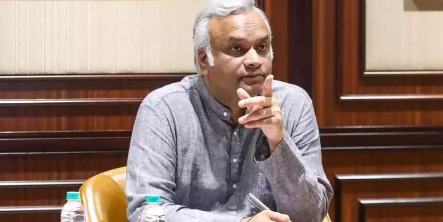 ಚುನಾವಣಾ ಆಯೋಗವು ಕೇಂದ್ರ ಸರಕಾರದ ಕೈಗೊಂಬೆ : ಸಚಿವ ಪ್ರಿಯಾಂಕ್ ಖರ್ಗೆ ಚುನಾವಣಾ ಆಯೋಗವು ಕೇಂದ್ರ ಸರಕಾರದ ಕೈಗೊಂಬೆ : ಸಚಿವ ಪ್ರಿಯಾಂಕ್ ಖರ್ಗೆ