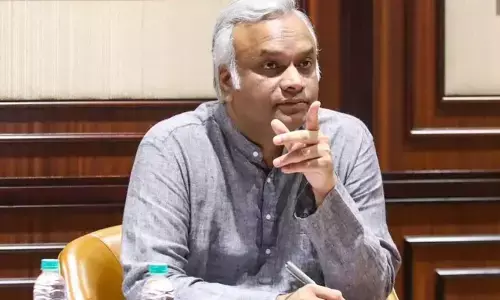 ಚುನಾವಣಾ ಆಯೋಗವು ಕೇಂದ್ರ ಸರಕಾರದ ಕೈಗೊಂಬೆ : ಸಚಿವ ಪ್ರಿಯಾಂಕ್ ಖರ್ಗೆ