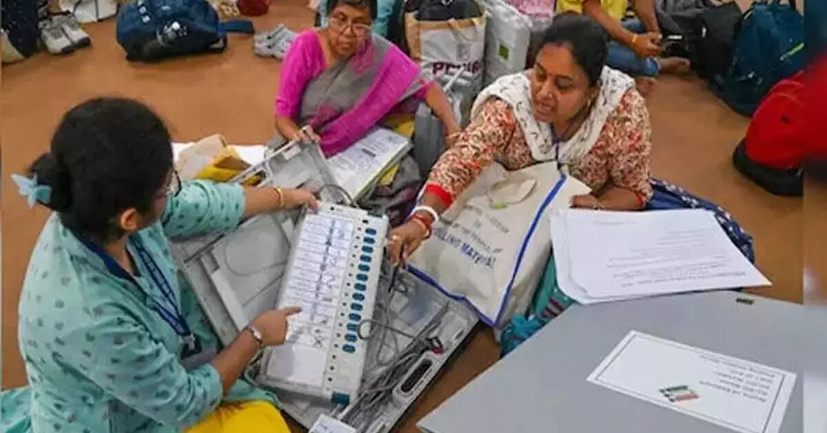 ಎಸ್ಐಆರ್ : ಬೀದರ್ ಜಿಲ್ಲೆಯಲ್ಲಿ ಒಟ್ಟು 12,33,779 ಅರ್ಜಿ ವಿತರಣೆ, 1,70,366 ಅರ್ಜಿ ಸ್ವೀಕಾರ ಎಸ್ಐಆರ್ : ಬೀದರ್ ಜಿಲ್ಲೆಯಲ್ಲಿ ಒಟ್ಟು 12,33,779 ಅರ್ಜಿ ವಿತರಣೆ, 1,70,366 ಅರ್ಜಿ ಸ್ವೀಕಾರ