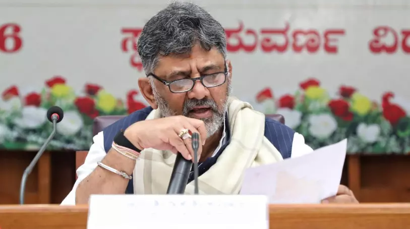 ಬರ ನಿರ್ವಹಣೆ, ಕುಡಿಯುವ ನೀರು ಪೂರೈಕೆಗೆ ಸಿಎಂ ಕಟ್ಟುನಿಟ್ಟಿನ ನಿರ್ದೇಶನ ಬರ ನಿರ್ವಹಣೆ, ಕುಡಿಯುವ ನೀರು ಪೂರೈಕೆಗೆ ಸಿಎಂ ಕಟ್ಟುನಿಟ್ಟಿನ ನಿರ್ದೇಶನ