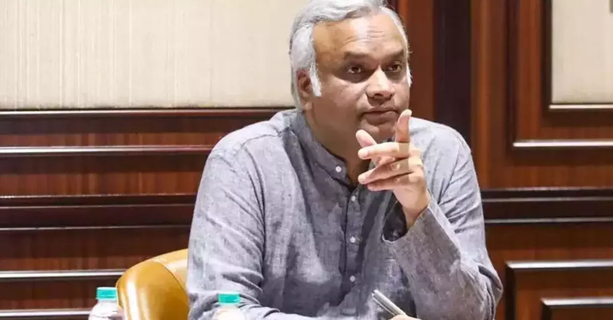 ಜಾತಿಗಣತಿ ವರದಿ ಸಚಿವ ಸಂಪುಟಕ್ಕೆ ಬಂದರೆ ಚರ್ಚೆ : ಪ್ರಿಯಾಂಕ್ ಖರ್ಗೆ ಜಾತಿಗಣತಿ ವರದಿ ಸಚಿವ ಸಂಪುಟಕ್ಕೆ ಬಂದರೆ ಚರ್ಚೆ : ಪ್ರಿಯಾಂಕ್ ಖರ್ಗೆ