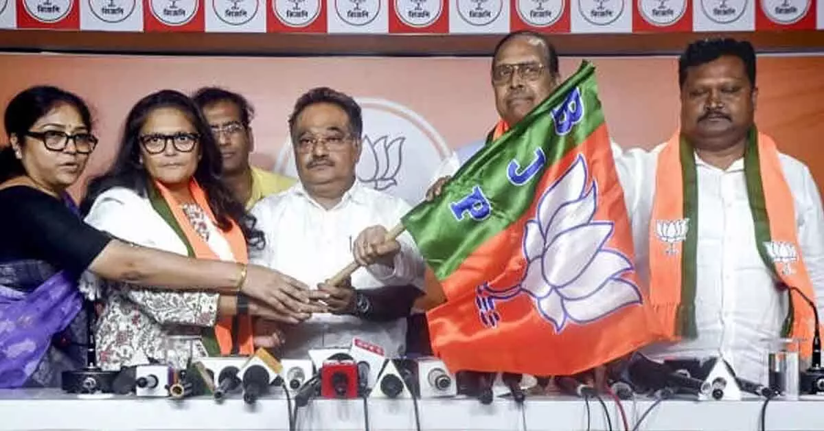 ಪಕ್ಷಕ್ಕೆ ಸೇರಿದ ಬೆನ್ನಲ್ಲೇ ಸುಶ್ಮಿತಾ ದೇವ್ ಸೇರಿ ಮೂವರು ಮಾಜಿ ಸಂಸದರನ್ನು ರಾಜ್ಯಸಭಾ ಉಪಚುನಾವಣೆಗೆ ಅಭ್ಯರ್ಥಿಗಳಾಗಿ ಘೋಷಿಸಿದ ಬಿಜೆಪಿ ಪಕ್ಷಕ್ಕೆ ಸೇರಿದ ಬೆನ್ನಲ್ಲೇ ಸುಶ್ಮಿತಾ ದೇವ್ ಸೇರಿ ಮೂವರು ಮಾಜಿ ಸಂಸದರನ್ನು ರಾಜ್ಯಸಭಾ ಉಪಚುನಾವಣೆಗೆ ಅಭ್ಯರ್ಥಿಗಳಾಗಿ ಘೋಷಿಸಿದ ಬಿಜೆಪಿ