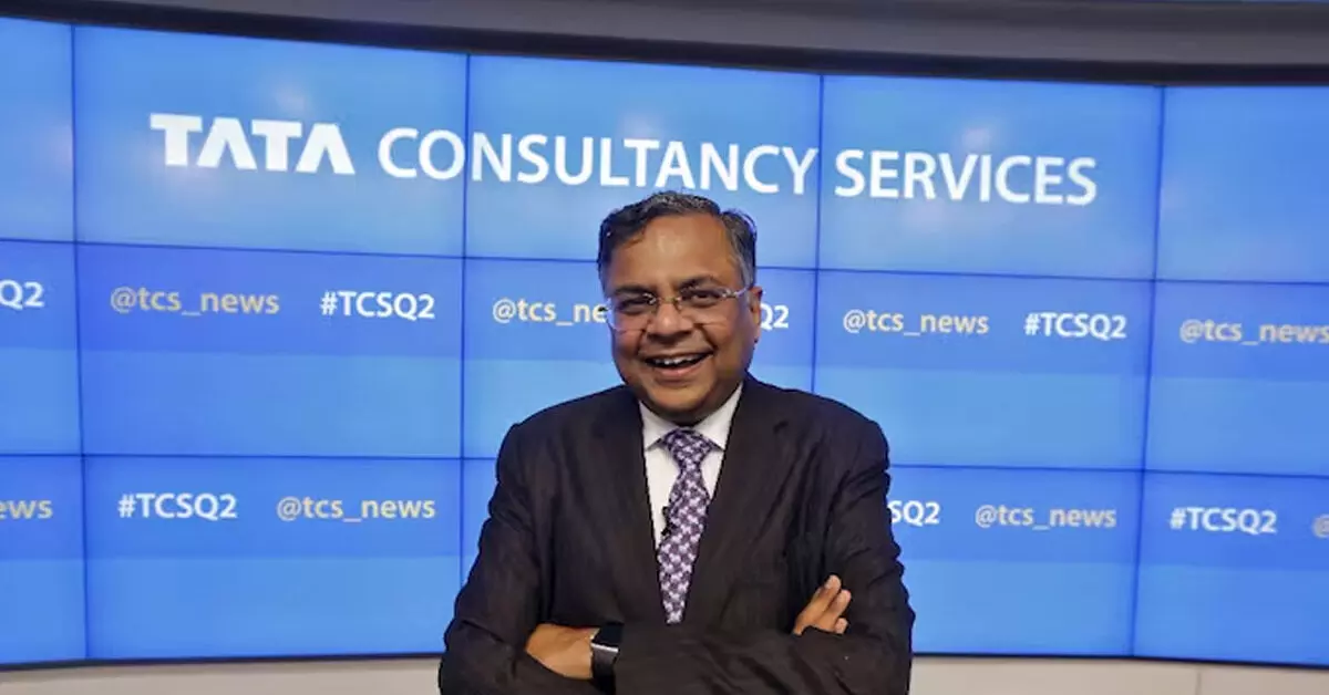 TCS ನೇಮಕಾತಿ ಅಚ್ಚರಿ; ಭಾರತದ ಅತಿದೊಡ್ಡ ಐಟಿ ಕಂಪನಿ ಮತ್ತೆ ಉದ್ಯೋಗಿಗಳನ್ನು ನೇಮಿಸಿಕೊಳ್ಳುತ್ತಿರುವುದೇಕೆ? TCS ನೇಮಕಾತಿ ಅಚ್ಚರಿ; ಭಾರತದ ಅತಿದೊಡ್ಡ ಐಟಿ ಕಂಪನಿ ಮತ್ತೆ ಉದ್ಯೋಗಿಗಳನ್ನು ನೇಮಿಸಿಕೊಳ್ಳುತ್ತಿರುವುದೇಕೆ?