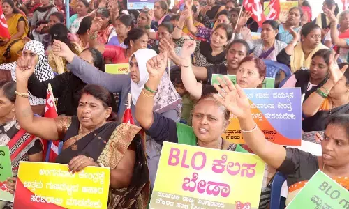 Bengaluru | ಐಸಿಡಿಎಸ್ ಅನುದಾನ, ಅಂಗನವಾಡಿ ಕಾರ್ಯಕರ್ತೆಯರ ವೇತನ ಹೆಚ್ಚಿಸುವಂತೆ ಆಗ್ರಹಿಸಿ ಧರಣಿ