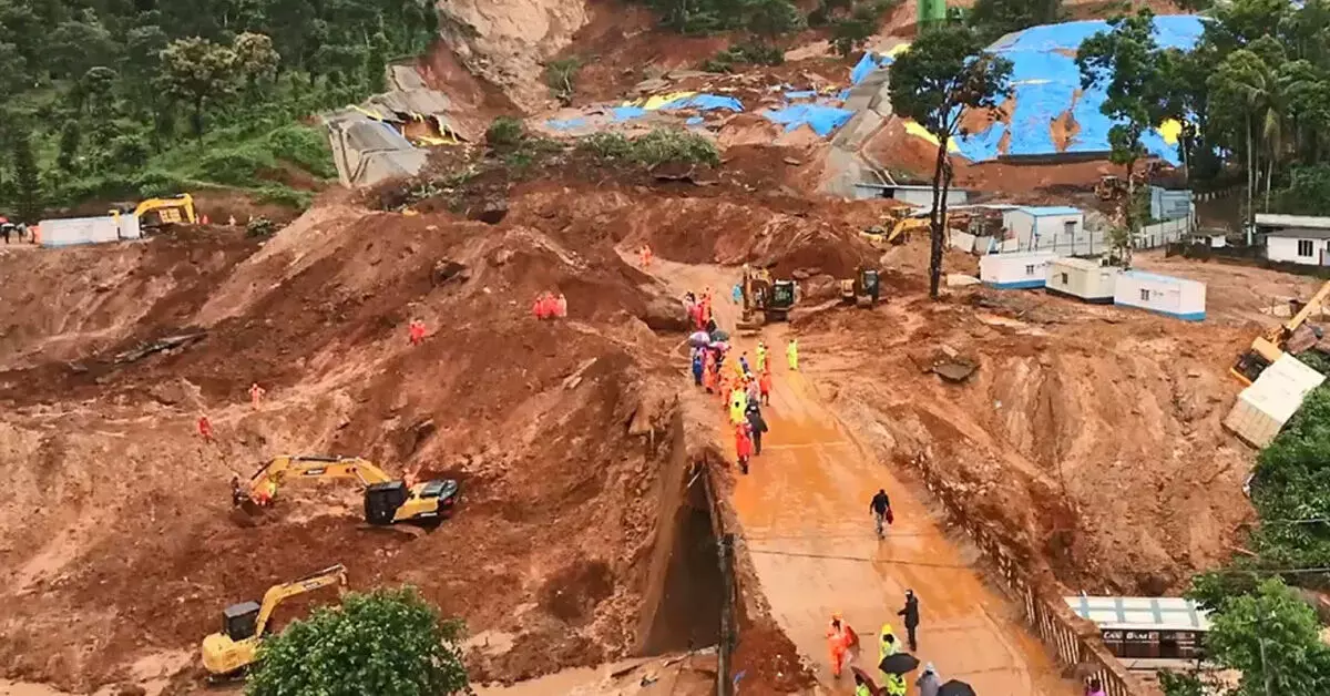 Landslides in the Western Ghats | ದುರಂತಗಳನ್ನು ತಡೆಯಲು ಮುನ್ನೆಚ್ಚರಿಕೆ ವ್ಯವಸ್ಥೆ ಅಳವಡಿಕೆಗೆ ಹೆಚ್ಚಿದ ಅನಿವಾರ್ಯತೆ Landslides in the Western Ghats | ದುರಂತಗಳನ್ನು ತಡೆಯಲು ಮುನ್ನೆಚ್ಚರಿಕೆ ವ್ಯವಸ್ಥೆ ಅಳವಡಿಕೆಗೆ ಹೆಚ್ಚಿದ ಅನಿವಾರ್ಯತೆ