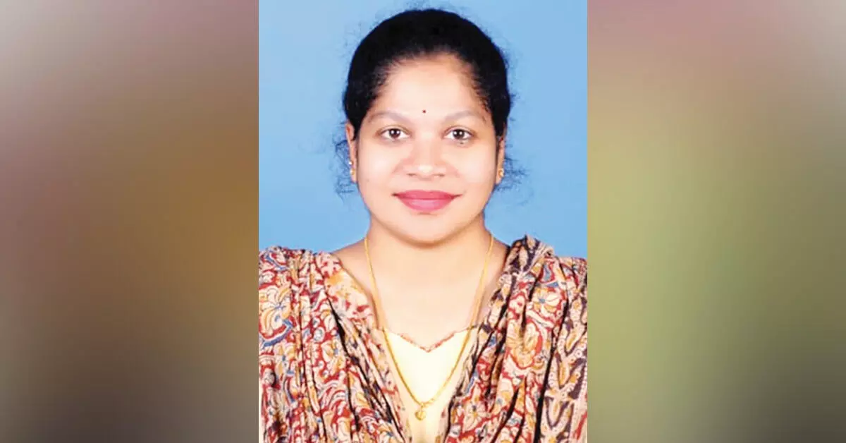 ಕೊರಗ ಸಮುದಾಯದ ಯುವತಿ ಅಶ್ವಿತಾ ಬಾರ್ಕೂರುಗೆ ಪಿಎಚ್ಡಿ ಕೊರಗ ಸಮುದಾಯದ ಯುವತಿ ಅಶ್ವಿತಾ ಬಾರ್ಕೂರುಗೆ ಪಿಎಚ್ಡಿ