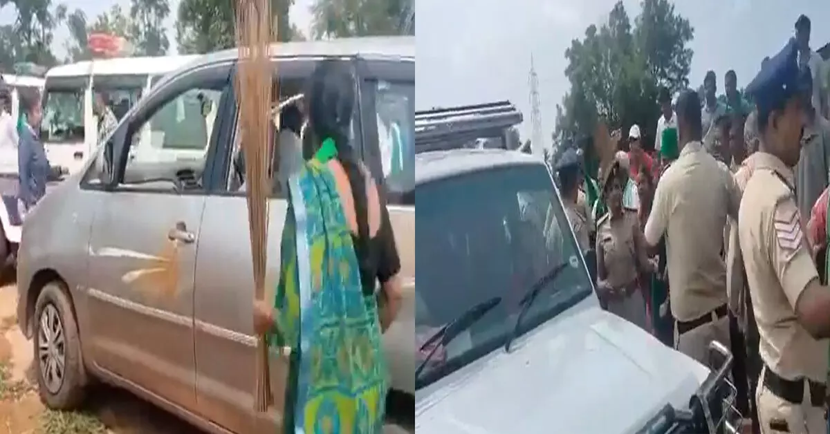 ಬಿಡದಿ ಟೌನ್ಶಿಪ್ ಯೋಜನೆ ಸರ್ವೇಗೆ ರೈತರ ವಿರೋಧ; ಅಧಿಕಾರಿಗಳ ವಿರುದ್ಧ ಪೊರಕೆ ಪ್ರದರ್ಶನ, ಎರಡು ಕಾರುಗಳ ಗಾಜು ಪುಡಿ ಬಿಡದಿ ಟೌನ್ಶಿಪ್ ಯೋಜನೆ ಸರ್ವೇಗೆ ರೈತರ ವಿರೋಧ; ಅಧಿಕಾರಿಗಳ ವಿರುದ್ಧ ಪೊರಕೆ ಪ್ರದರ್ಶನ, ಎರಡು ಕಾರುಗಳ ಗಾಜು ಪುಡಿ