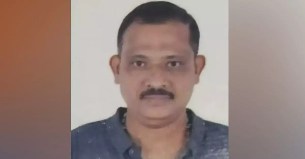 ಸಿಎಂ ಮಾಧ್ಯಮ ಕಾರ್ಯದರ್ಶಿ-3 ರಾಘವೇಂದ್ರ ಭಟ್ ನೇಮಕಾತಿ ಅಮಾನತು: ಸರಕಾರ ಆದೇಶ ಸಿಎಂ ಮಾಧ್ಯಮ ಕಾರ್ಯದರ್ಶಿ-3 ರಾಘವೇಂದ್ರ ಭಟ್ ನೇಮಕಾತಿ ಅಮಾನತು: ಸರಕಾರ ಆದೇಶ