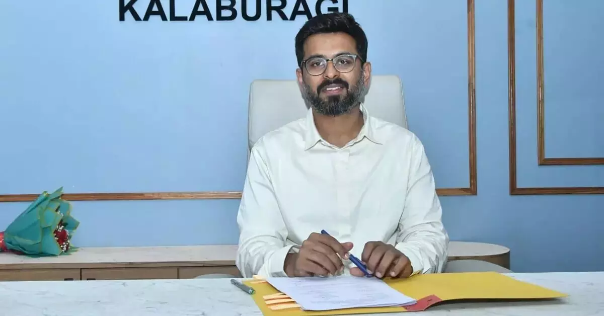 ಜಿಲ್ಲೆಯಾದ್ಯಂತ ಶೇ.97.86ರಷ್ಟು ಗಣತಿ ನಮೂನೆ ವಿತರಣೆ: ಕಲಬುರಗಿ ಡಿಸಿ ಇಕ್ರಮ್ ಶರೀಫ್ ಜಿಲ್ಲೆಯಾದ್ಯಂತ ಶೇ.97.86ರಷ್ಟು ಗಣತಿ ನಮೂನೆ ವಿತರಣೆ: ಕಲಬುರಗಿ ಡಿಸಿ ಇಕ್ರಮ್ ಶರೀಫ್