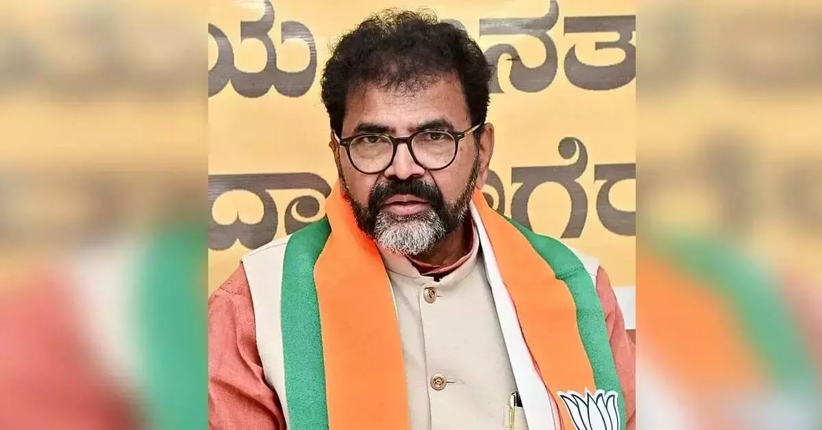 Yadgir | ಛಲವಾದಿ ನಾರಾಯಣಸ್ವಾಮಿ ಹೇಳಿಕೆಗೆ ಖಂಡನೆ: ಯಾದಗಿರಿಗೆ ಬಂದರೆ ಕಪ್ಪು ಬಟ್ಟೆ ಪ್ರದರ್ಶನದ ಎಚ್ಚರಿಕೆ Yadgir | ಛಲವಾದಿ ನಾರಾಯಣಸ್ವಾಮಿ ಹೇಳಿಕೆಗೆ ಖಂಡನೆ: ಯಾದಗಿರಿಗೆ ಬಂದರೆ ಕಪ್ಪು ಬಟ್ಟೆ ಪ್ರದರ್ಶನದ ಎಚ್ಚರಿಕೆ