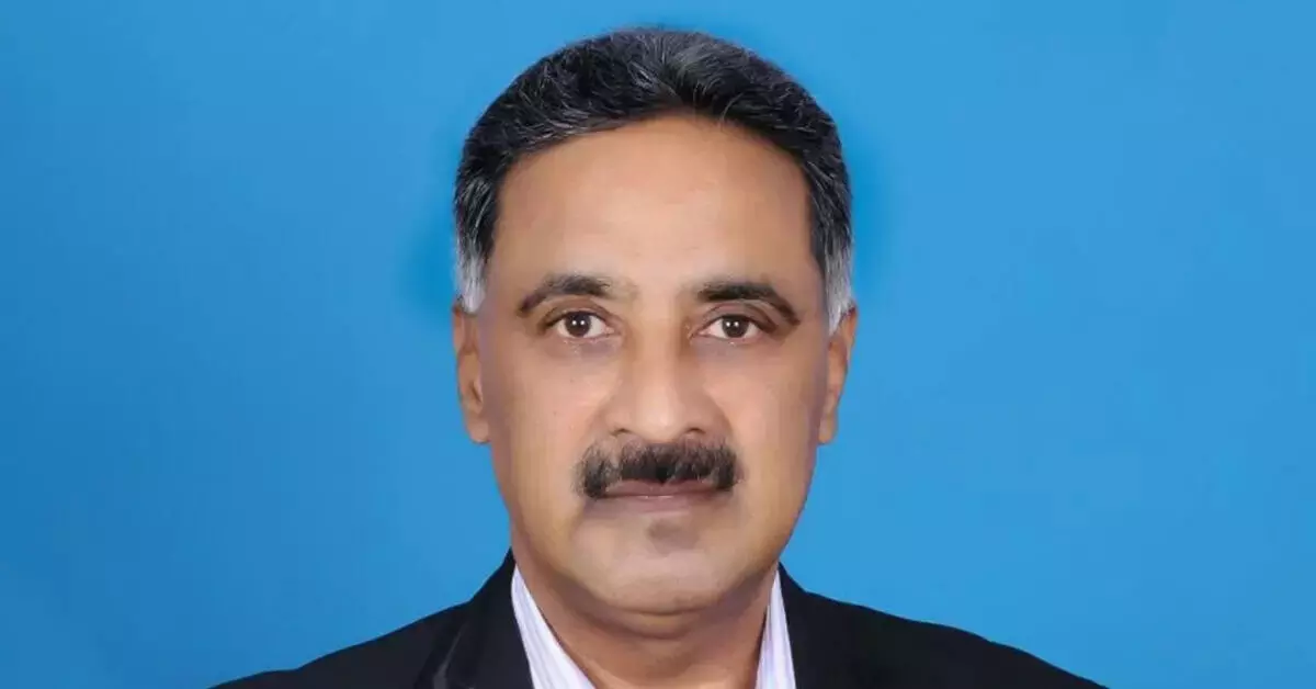 ಮತದಾರರ ನೋಂದಣಿ ಸಹಾಯ ಕೇಂದ್ರಗಳನ್ನು ಹೆಚ್ಚಿಸುವಂತೆ ಚುನಾವಣಾ ಆಯೋಗಕ್ಕೆ MLC ರಮೇಶ್ ಬಾಬು ಆಗ್ರಹ ಮತದಾರರ ನೋಂದಣಿ ಸಹಾಯ ಕೇಂದ್ರಗಳನ್ನು ಹೆಚ್ಚಿಸುವಂತೆ ಚುನಾವಣಾ ಆಯೋಗಕ್ಕೆ MLC ರಮೇಶ್ ಬಾಬು ಆಗ್ರಹ