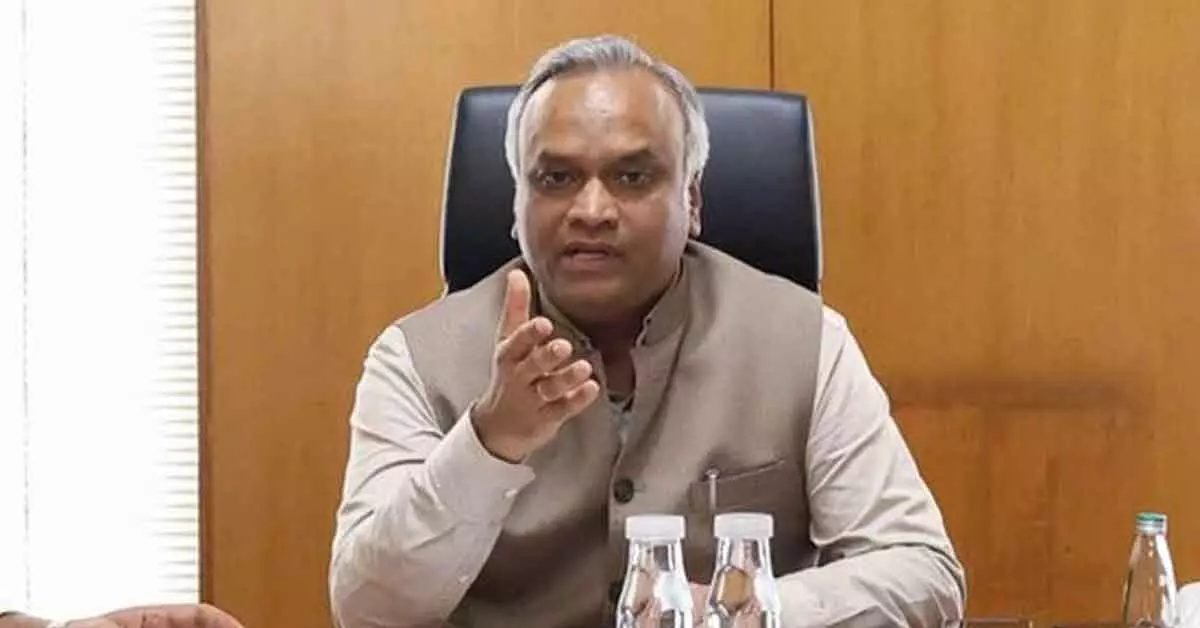 ಬಿಜೆಪಿ, ಸಂಘಪರಿವಾರದ ಸ್ವಾರ್ಥಕ್ಕೆ ಬಡವರ ಮಕ್ಕಳ ಬದುಕು ಬಲಿಯಾಗಿದೆ : ಪ್ರಿಯಾಂಕ್ ಖರ್ಗೆ ಬಿಜೆಪಿ, ಸಂಘಪರಿವಾರದ ಸ್ವಾರ್ಥಕ್ಕೆ ಬಡವರ ಮಕ್ಕಳ ಬದುಕು ಬಲಿಯಾಗಿದೆ : ಪ್ರಿಯಾಂಕ್ ಖರ್ಗೆ