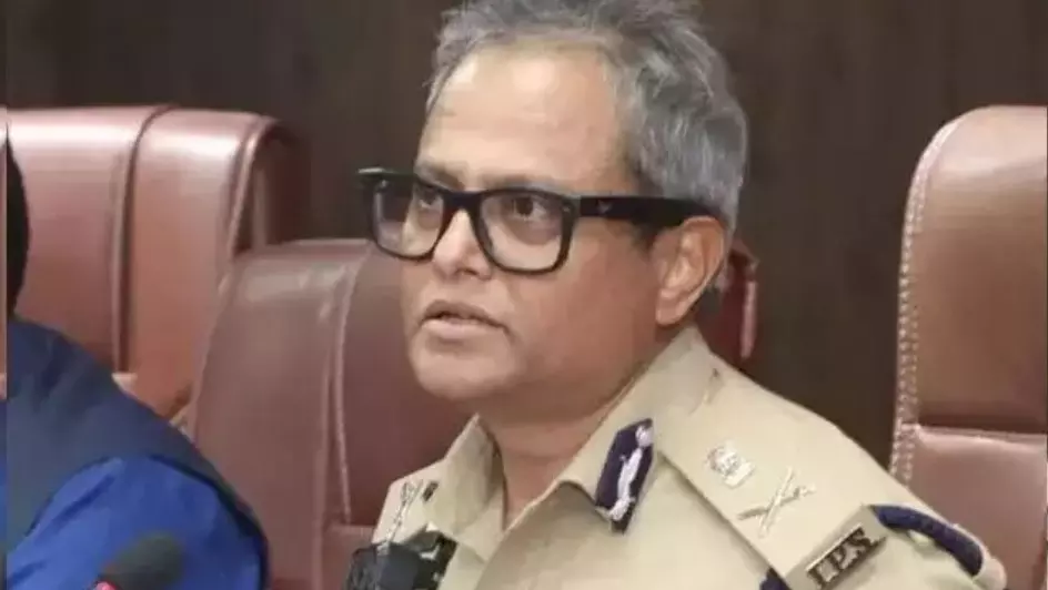 ಕಾಲ್ತುಳಿತ ಪ್ರಕರಣ | ಬಿ.ದಯಾನಂದ್ ಸೇರಿ ಮೂವರು ಅಧಿಕಾರಿಗಳು ಆರೋಪ ಮುಕ್ತ; ಸರಕಾರ ಆದೇಶ ಕಾಲ್ತುಳಿತ ಪ್ರಕರಣ | ಬಿ.ದಯಾನಂದ್ ಸೇರಿ ಮೂವರು ಅಧಿಕಾರಿಗಳು ಆರೋಪ ಮುಕ್ತ; ಸರಕಾರ ಆದೇಶ