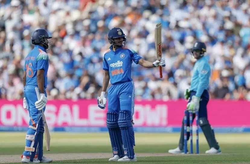 ಮೊದಲ ಏಕದಿನ: ಇಂಗ್ಲೆಂಡ್ ವಿರುದ್ಧ ಭಾರತಕ್ಕೆ ಗೆಲುವು ಮೊದಲ ಏಕದಿನ: ಇಂಗ್ಲೆಂಡ್ ವಿರುದ್ಧ ಭಾರತಕ್ಕೆ ಗೆಲುವು