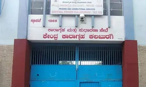 ಕಲಬುರಗಿ ಸೆಂಟ್ರಲ್ ಜೈಲಿನಿಂದ ಮೂವರು ಕೈದಿಗಳು ಪರಾರಿ; ತೀವ್ರ ಶೋಧ ಆರಂಭ