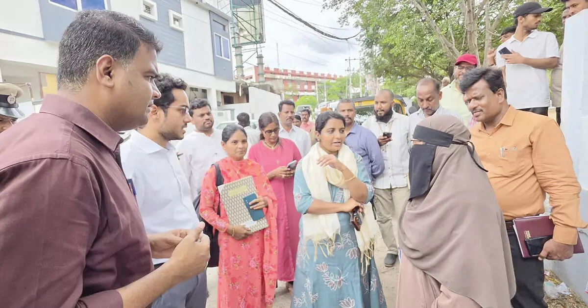 ಎಸ್ಐಆರ್ | ಬಿಎಲ್ಒಗಳಿಗೆ ಮಾಹಿತಿ ಕೊರತೆ; ಆರೋಪ ಎಸ್ಐಆರ್ | ಬಿಎಲ್ಒಗಳಿಗೆ ಮಾಹಿತಿ ಕೊರತೆ; ಆರೋಪ