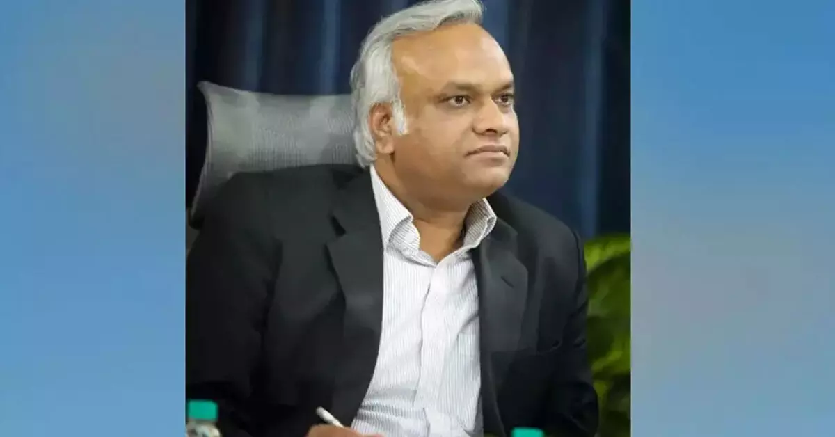 ಕಲಬುರಗಿ ಕೇಂದ್ರ ಕಾರಾಗೃಹದಿಂದ ಕೈದಿಗಳು ಪರಾರಿಯಾದ ಪ್ರಕರಣ | ಕರ್ತವ್ಯ ಲೋಪ ಆರೋಪದಡಿ ಜೈಲಾಧಿಕಾರಿ, ಸಿಬ್ಬಂದಿ ಅಮಾನತು : ಪ್ರಿಯಾಂಕ್ ಖರ್ಗೆ ಕಲಬುರಗಿ ಕೇಂದ್ರ ಕಾರಾಗೃಹದಿಂದ ಕೈದಿಗಳು ಪರಾರಿಯಾದ ಪ್ರಕರಣ | ಕರ್ತವ್ಯ ಲೋಪ ಆರೋಪದಡಿ ಜೈಲಾಧಿಕಾರಿ, ಸಿಬ್ಬಂದಿ ಅಮಾನತು : ಪ್ರಿಯಾಂಕ್ ಖರ್ಗೆ