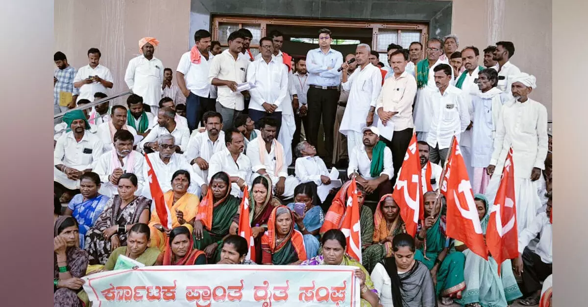 9 ಬೇಡಿಕೆಗಳ ಈಡೇರಿಕೆಗೆ ಆಗ್ರಹಿಸಿ ರೈತ ಸಂಘದಿಂದ ಯಾದಗಿರಿಯಲ್ಲಿ ಪ್ರತಿಭಟನೆ 9 ಬೇಡಿಕೆಗಳ ಈಡೇರಿಕೆಗೆ ಆಗ್ರಹಿಸಿ ರೈತ ಸಂಘದಿಂದ ಯಾದಗಿರಿಯಲ್ಲಿ ಪ್ರತಿಭಟನೆ