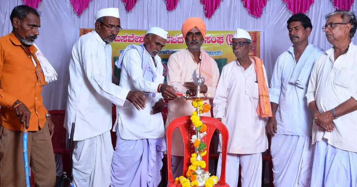 Aland | ಹತಗುಂದಾದಲ್ಲಿ ನಾದ ನಿರಂಜನ ಸಂಗೀತ ರಸಸಂಜೆ Aland | ಹತಗುಂದಾದಲ್ಲಿ ನಾದ ನಿರಂಜನ ಸಂಗೀತ ರಸಸಂಜೆ