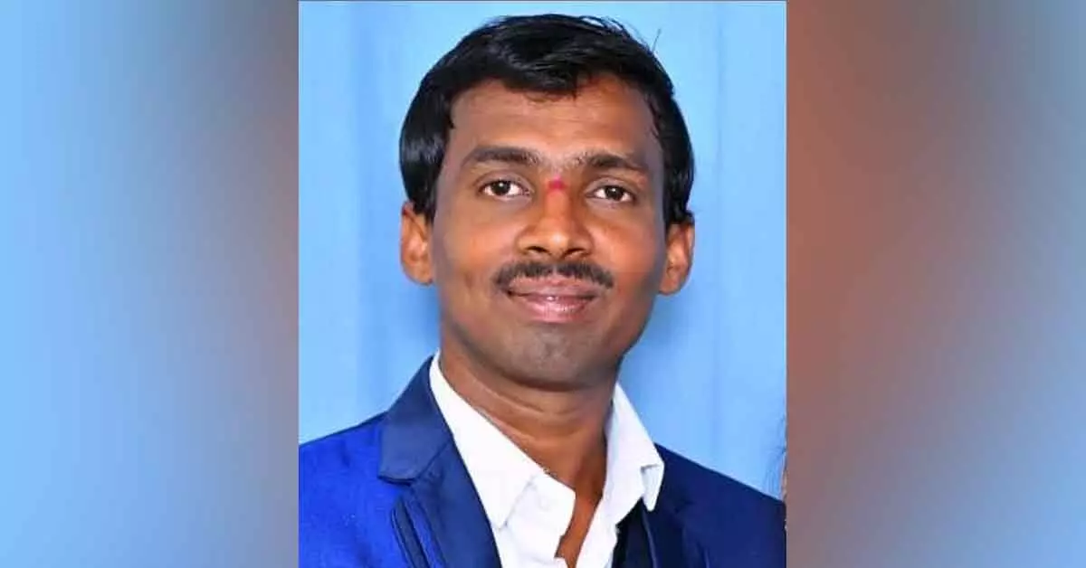 ಸಿಂಧನೂರು : ಕಾಲುಜಾರಿ ಕೃಷಿ ಹೊಂಡಕ್ಕೆ ಬಿದ್ದು ಯುವ ವಕೀಲ ಮೃತ್ಯು ಸಿಂಧನೂರು : ಕಾಲುಜಾರಿ ಕೃಷಿ ಹೊಂಡಕ್ಕೆ ಬಿದ್ದು ಯುವ ವಕೀಲ ಮೃತ್ಯು
