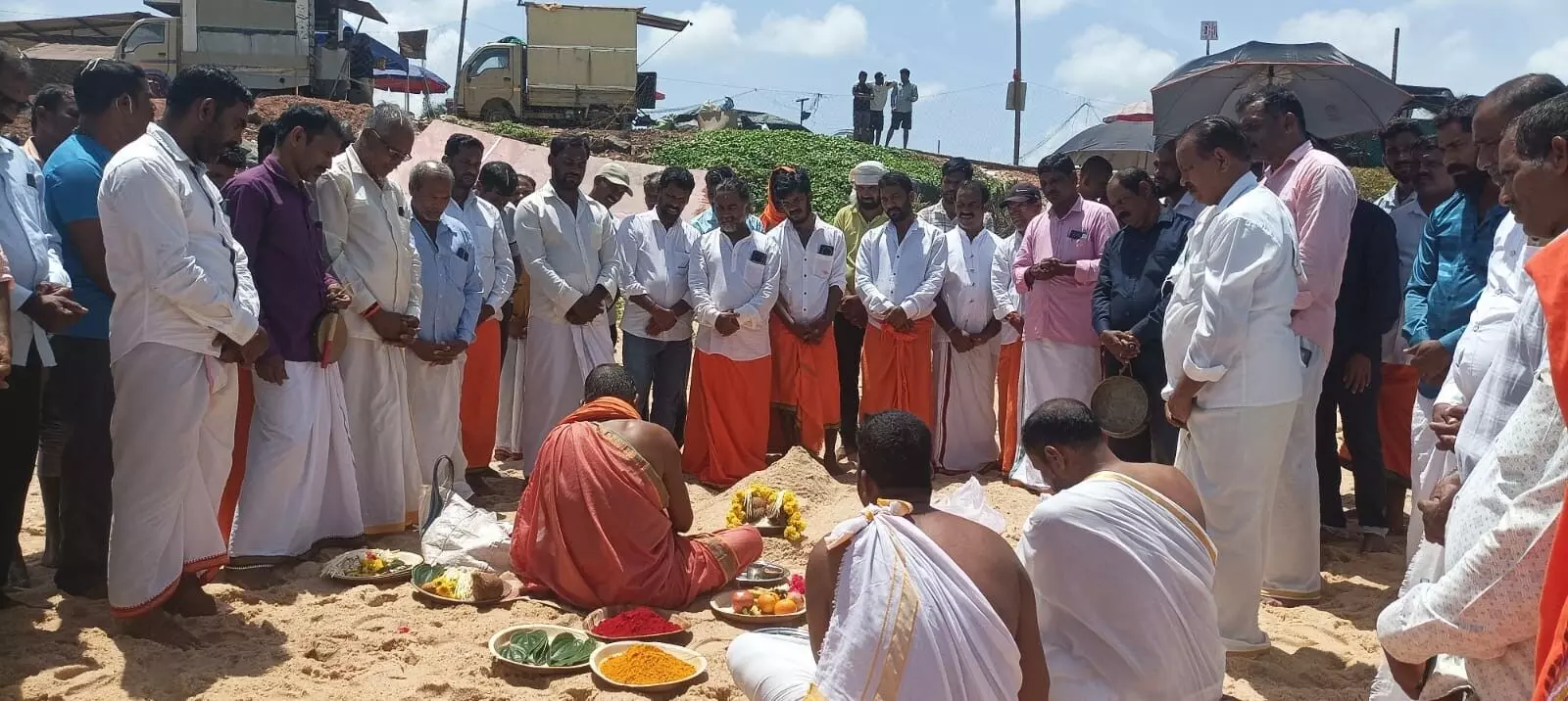 ಕುಂದಾಪುರ, ಬೈಂದೂರು ತಾಲೂಕು ನಾಡದೋಣಿ ಮೀನುಗಾರರ ಒಕ್ಕೂಟದಿಂದ ಸಮುದ್ರ ಪೂಜೆ ಕುಂದಾಪುರ, ಬೈಂದೂರು ತಾಲೂಕು ನಾಡದೋಣಿ ಮೀನುಗಾರರ ಒಕ್ಕೂಟದಿಂದ ಸಮುದ್ರ ಪೂಜೆ