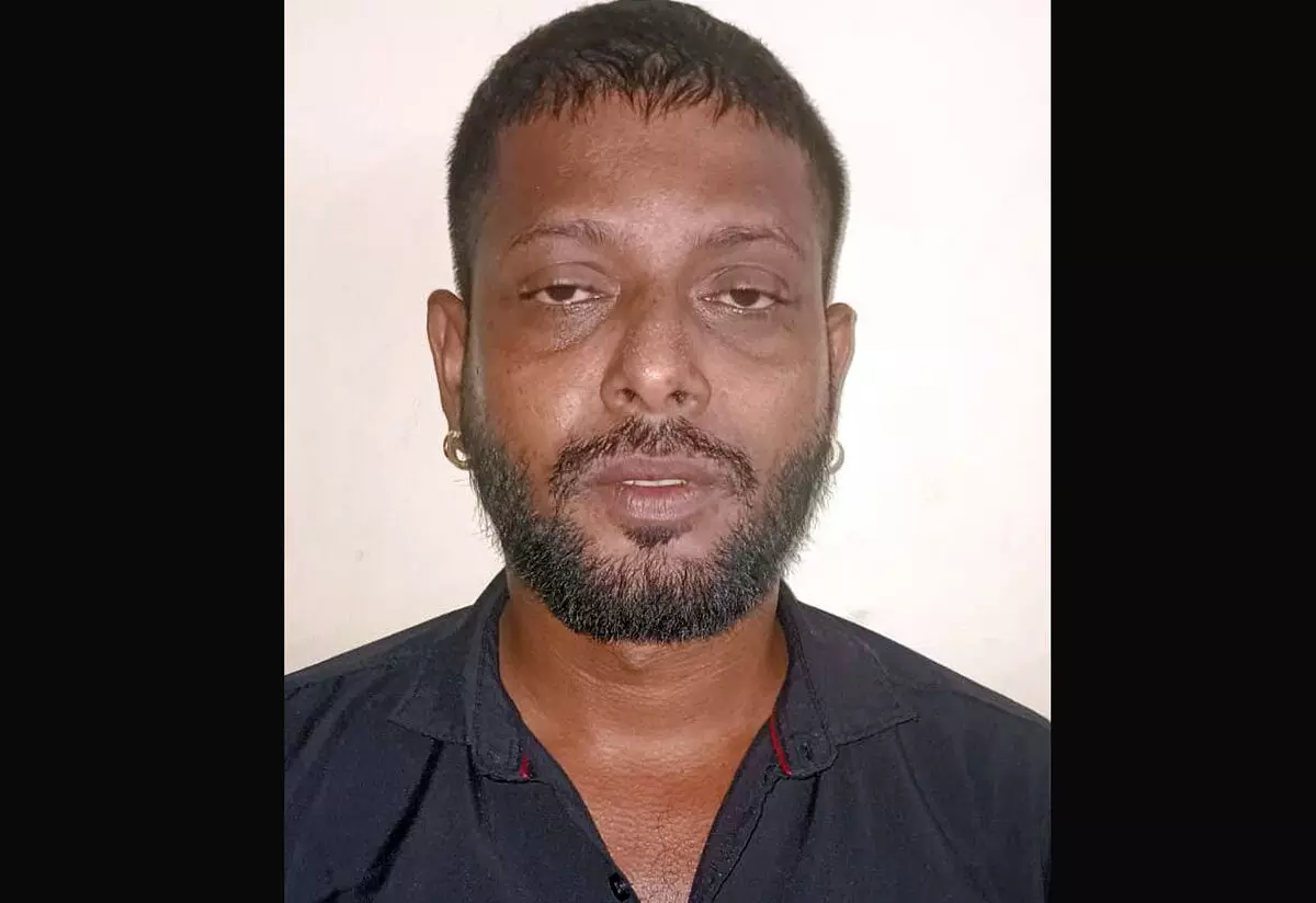 ಬ್ರಹ್ಮಾವರ: ಬೀಟ್ ಪೊಲೀಸರಿಗೆ ಜೀವ ಬೆದರಿಕೆ ಪ್ರಕರಣ; ರೌಡಿಶೀಟರ್ ನಿಖಿಲ್ ಬಂಧನ ಬ್ರಹ್ಮಾವರ: ಬೀಟ್ ಪೊಲೀಸರಿಗೆ ಜೀವ ಬೆದರಿಕೆ ಪ್ರಕರಣ; ರೌಡಿಶೀಟರ್ ನಿಖಿಲ್ ಬಂಧನ