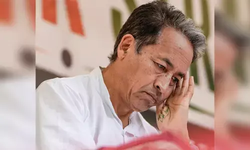 ರಾಷ್ಟ್ರಪತಿಗಳು ಮಧ್ಯಪ್ರವೇಶಿಸಲಿ