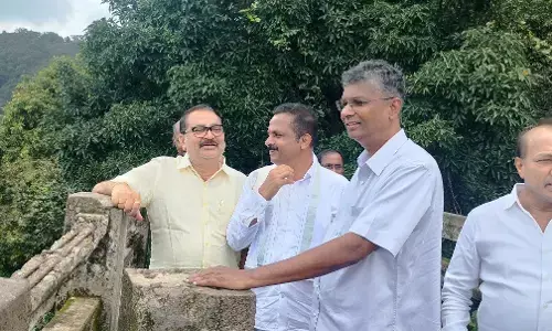 ಹರಿಪ್ರಸಾದ್, ನಾವು ಒಂದೇ; ಇಬ್ಬರು ಒಟ್ಟಾಗಿ ಕೆಲಸ ಮಾಡುತ್ತೇವೆ: ಕಾರ್ಕಳದಲ್ಲಿ ಸಚಿವ ಸತೀಶ್ ಜಾರಕಿಹೊಳಿ