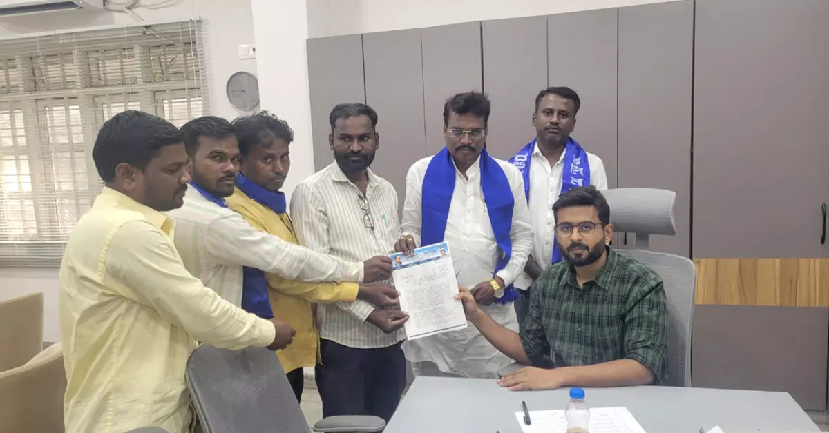 Kalaburagi | ಲಲಿತಾ ಗೌತಮ್ ಹತ್ಯೆ ಪ್ರಕರಣಕ್ಕೆ ನ್ಯಾಯ ಒದಗಿಸಲು ದಲಿತ ಸೇನೆ ಆಗ್ರಹ Kalaburagi | ಲಲಿತಾ ಗೌತಮ್ ಹತ್ಯೆ ಪ್ರಕರಣಕ್ಕೆ ನ್ಯಾಯ ಒದಗಿಸಲು ದಲಿತ ಸೇನೆ ಆಗ್ರಹ