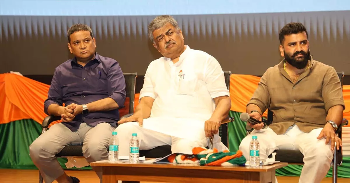 ನೀಟ್ ಅಕ್ರಮದಿಂದ ವಿದ್ಯಾರ್ಥಿಗಳ ನಂಬಿಕೆ ಕುಸಿದಿದೆ: ಬಿ.ಕೆ. ಹರಿಪ್ರಸಾದ್ ನೀಟ್ ಅಕ್ರಮದಿಂದ ವಿದ್ಯಾರ್ಥಿಗಳ ನಂಬಿಕೆ ಕುಸಿದಿದೆ: ಬಿ.ಕೆ. ಹರಿಪ್ರಸಾದ್
