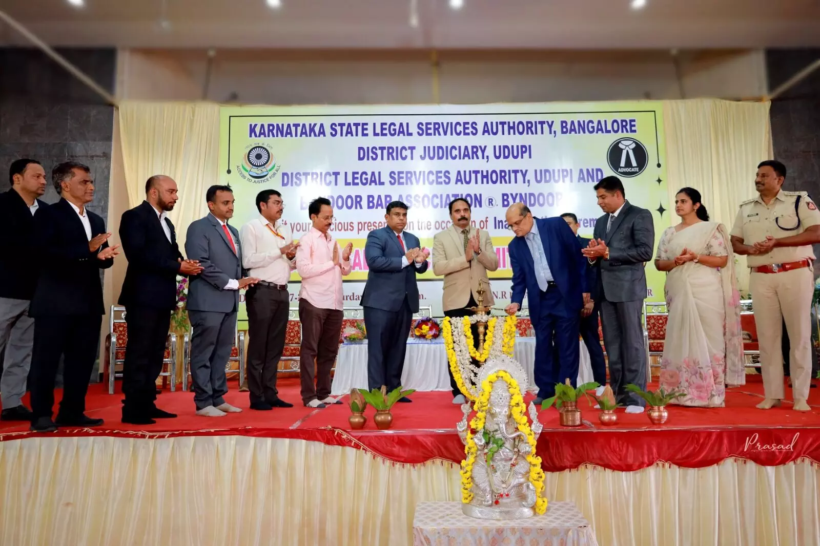 ಕಾನೂನು ಬಾಧ್ಯತೆ, ಹಕ್ಕುಗಳ ಅರಿವು ಅಗತ್ಯ: ನ್ಯಾ.ಎಂ.ಐ.ಅರುಣ್ ಕಾನೂನು ಬಾಧ್ಯತೆ, ಹಕ್ಕುಗಳ ಅರಿವು ಅಗತ್ಯ: ನ್ಯಾ.ಎಂ.ಐ.ಅರುಣ್