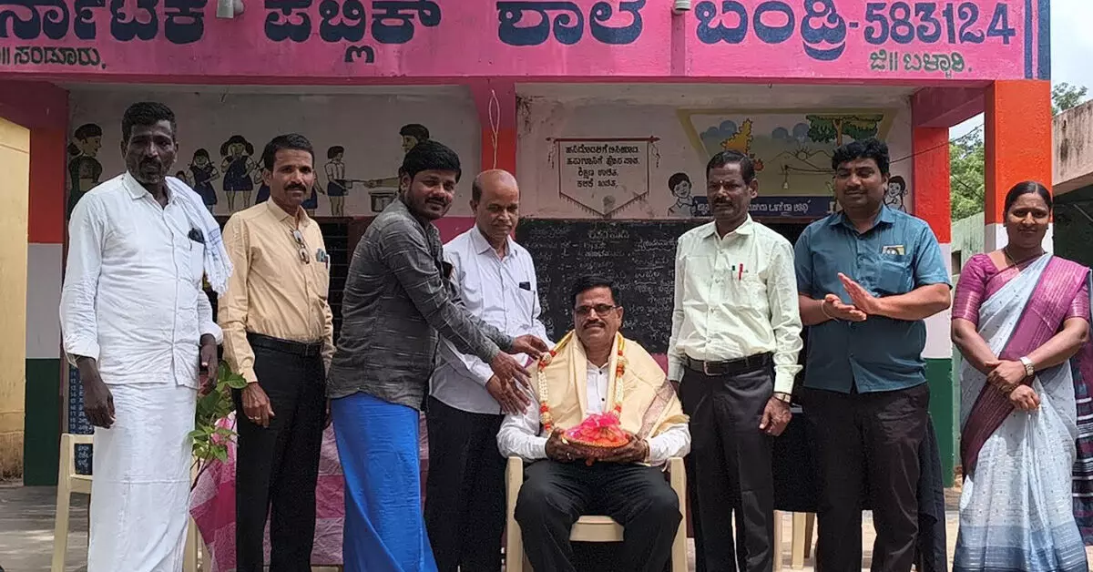 Ballari | ವಿದ್ಯಾರ್ಥಿಗಳು ದುಶ್ಚಟಗಳಿಂದ ದೂರವಿದ್ದು ಗುರಿಸಾಧನೆಯತ್ತ ಸಾಗಬೇಕು: ಪ್ರೊ.ಸದ್ಯೋಜತಪ್ಪ ಎಸ್. Ballari | ವಿದ್ಯಾರ್ಥಿಗಳು ದುಶ್ಚಟಗಳಿಂದ ದೂರವಿದ್ದು ಗುರಿಸಾಧನೆಯತ್ತ ಸಾಗಬೇಕು: ಪ್ರೊ.ಸದ್ಯೋಜತಪ್ಪ ಎಸ್.