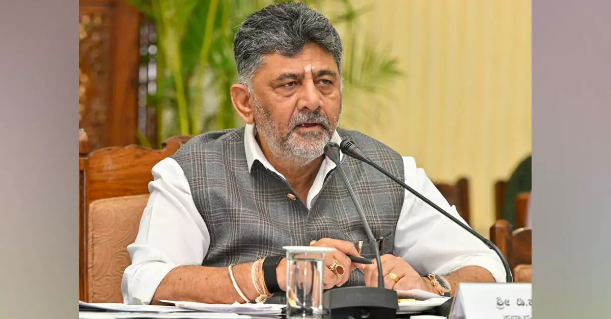 ಪಿಫಾ ವಿಶ್ವ ಕಪ್ ಫೈನಲ್ ಪಂದ್ಯ: ಫುಟ್ಬಾಲ್ ಅಭಿಮಾನಿಗಳು ತಾಳ್ಮೆಯಿಂದ ವರ್ತಿಸಲು ಸಿಎಂ ಡಿ.ಕೆ.ಶಿವಕುಮಾರ್ ಮನವಿ ಪಿಫಾ ವಿಶ್ವ ಕಪ್ ಫೈನಲ್ ಪಂದ್ಯ: ಫುಟ್ಬಾಲ್ ಅಭಿಮಾನಿಗಳು ತಾಳ್ಮೆಯಿಂದ ವರ್ತಿಸಲು ಸಿಎಂ ಡಿ.ಕೆ.ಶಿವಕುಮಾರ್ ಮನವಿ