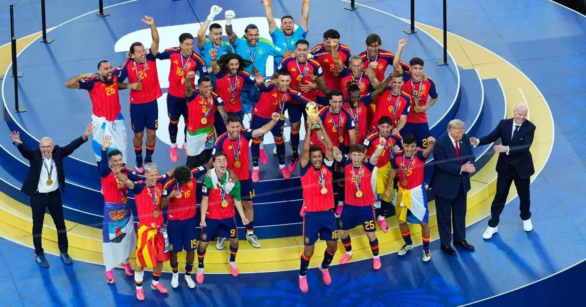 ಟೊರೆಸ್ ಗೋಲಿಗೆ ಮಣಿದ ಅರ್ಜೆಂಟೀನಾ; ಸ್ಪೇನ್ ಗೆ ಎರಡನೇ FIFA ವಿಶ್ವಕಪ್ ಕಿರೀಟ ಟೊರೆಸ್ ಗೋಲಿಗೆ ಮಣಿದ ಅರ್ಜೆಂಟೀನಾ; ಸ್ಪೇನ್ ಗೆ ಎರಡನೇ FIFA ವಿಶ್ವಕಪ್ ಕಿರೀಟ