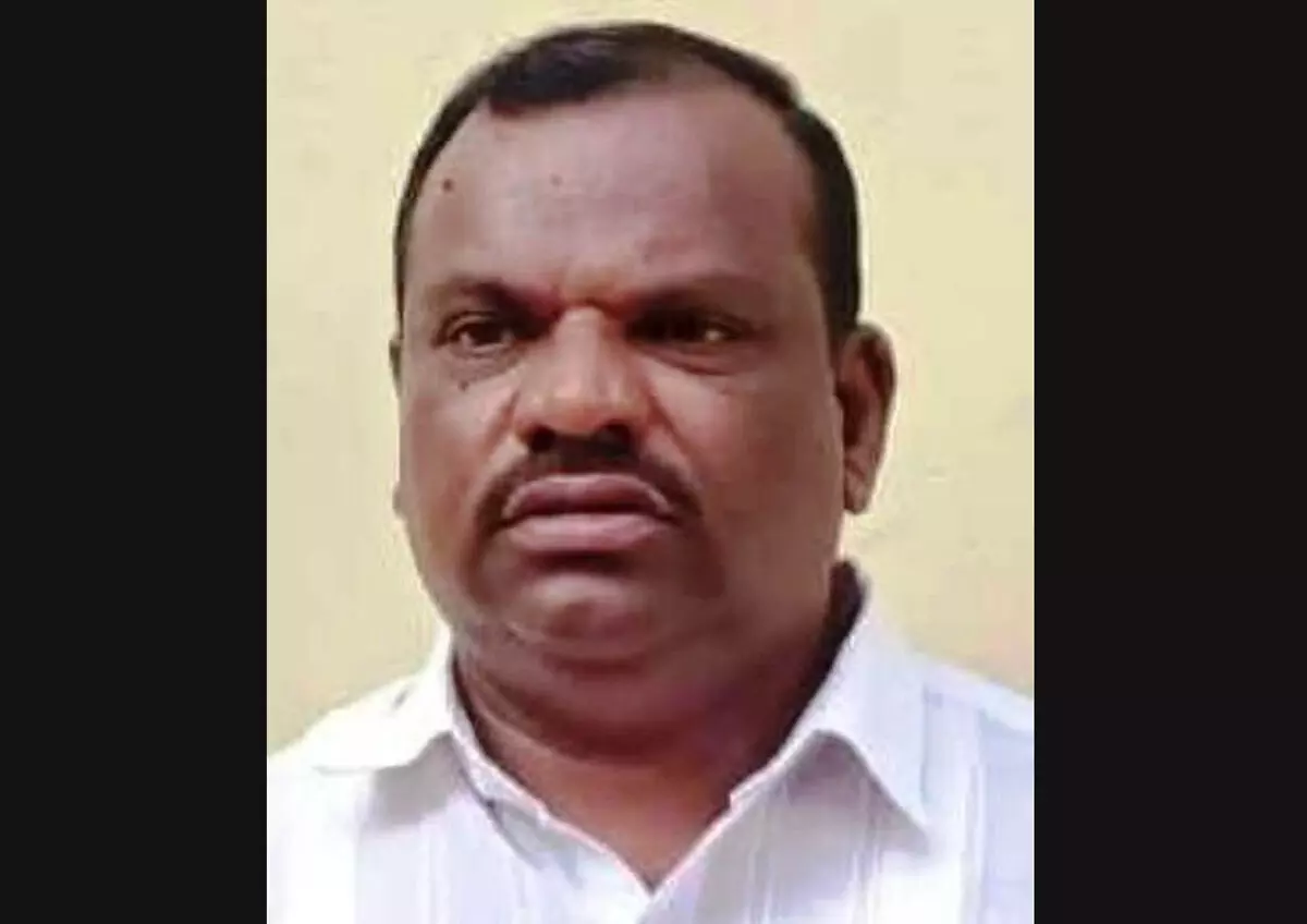 ಸಲೀಂ ಅಹ್ಮದ್ ರನ್ನು ಸಚಿವರನ್ನಾಗಿ ನೇಮಿಸಬೇಕು: ಅಬ್ದುಲ್ ಮಜೀದ್ ಶೇಖ್ ಆಗ್ರಹ ಸಲೀಂ ಅಹ್ಮದ್ ರನ್ನು ಸಚಿವರನ್ನಾಗಿ ನೇಮಿಸಬೇಕು: ಅಬ್ದುಲ್ ಮಜೀದ್ ಶೇಖ್ ಆಗ್ರಹ