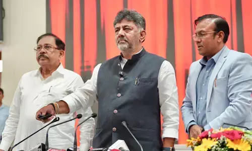 ಮನೆ ಮನೆಗೆ ಉಚಿತ ಜಾತಿ, ಶಾಶ್ವತ ನಿವಾಸ ಪ್ರಮಾಣ ಪತ್ರ ವಿತರಣೆ ಯೋಜನೆಗೆ ಸಿಎಂ ಡಿ.ಕೆ.ಶಿವಕುಮಾರ್ ಚಾಲನೆ