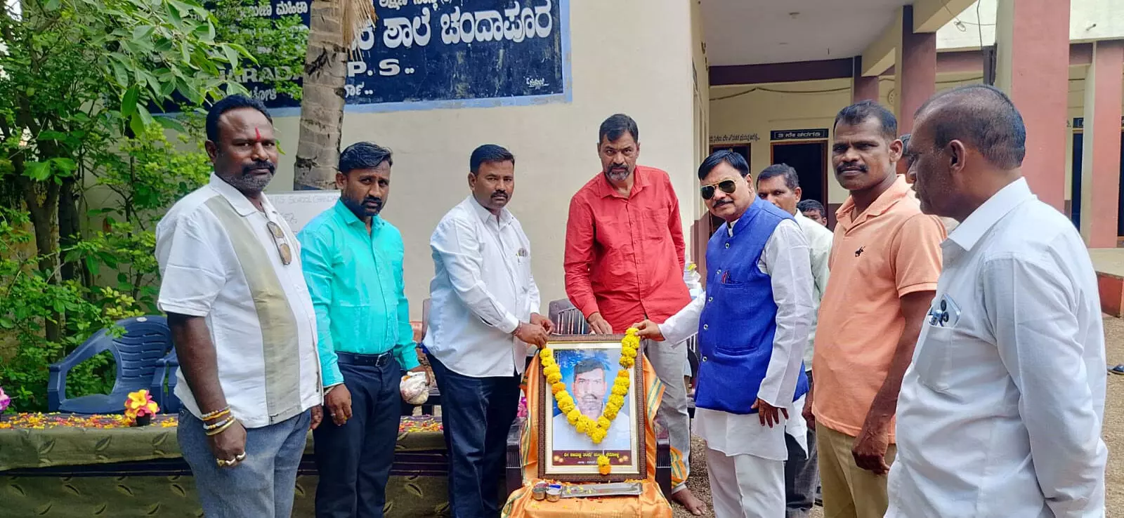 Chincholi | ಪ್ರಾಮಾಣಿಕತೆ, ಸೇವಾ ಮನೋಭಾವವೇ ವ್ಯಕ್ತಿಯನ್ನು ಅಮರಗೊಳಿಸುತ್ತದೆ : ಆರ್.ಗಣಪತರಾವ್ Chincholi | ಪ್ರಾಮಾಣಿಕತೆ, ಸೇವಾ ಮನೋಭಾವವೇ ವ್ಯಕ್ತಿಯನ್ನು ಅಮರಗೊಳಿಸುತ್ತದೆ : ಆರ್.ಗಣಪತರಾವ್