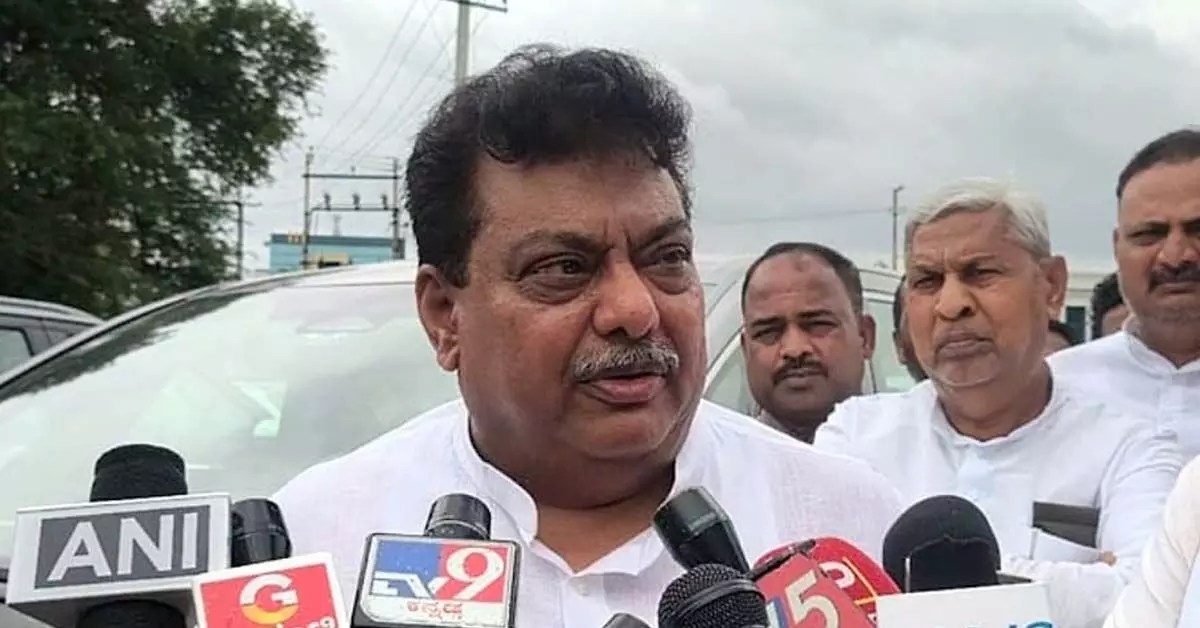 2014ರಿಂದಲೇ ಪ್ರಜಾಪ್ರಭುತ್ವ ವಿರೋಧಿ ಘಟನೆ ನಡೆಯುತ್ತಿದೆ: ಕೇಂದ್ರದ ವಿರುದ್ಧ ಸಚಿವ ಎಂ.ಬಿ. ಪಾಟೀಲ್ ವಾಗ್ದಾಳಿ 2014ರಿಂದಲೇ ಪ್ರಜಾಪ್ರಭುತ್ವ ವಿರೋಧಿ ಘಟನೆ ನಡೆಯುತ್ತಿದೆ: ಕೇಂದ್ರದ ವಿರುದ್ಧ ಸಚಿವ ಎಂ.ಬಿ. ಪಾಟೀಲ್ ವಾಗ್ದಾಳಿ