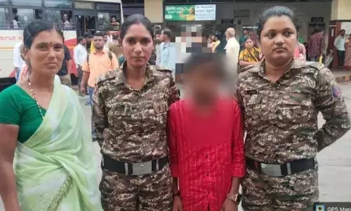 ಅಕ್ಕಪಡೆ ಸಿಬ್ಬಂದಿಗಳ ಕ್ಷಿಪ್ರ ಕಾರ್ಯಾಚರಣೆ: ಕಾಣೆಯಾಗಿದ್ದ ಬಾಲಕ ಬಸ್‌ನಿಲ್ದಾಣದಲ್ಲಿ ಪತ್ತೆ